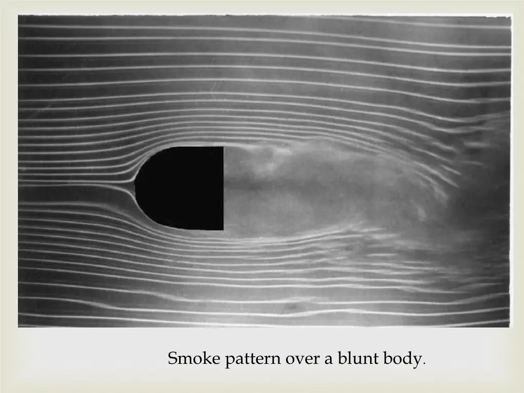 smoke pattern over a blunt body