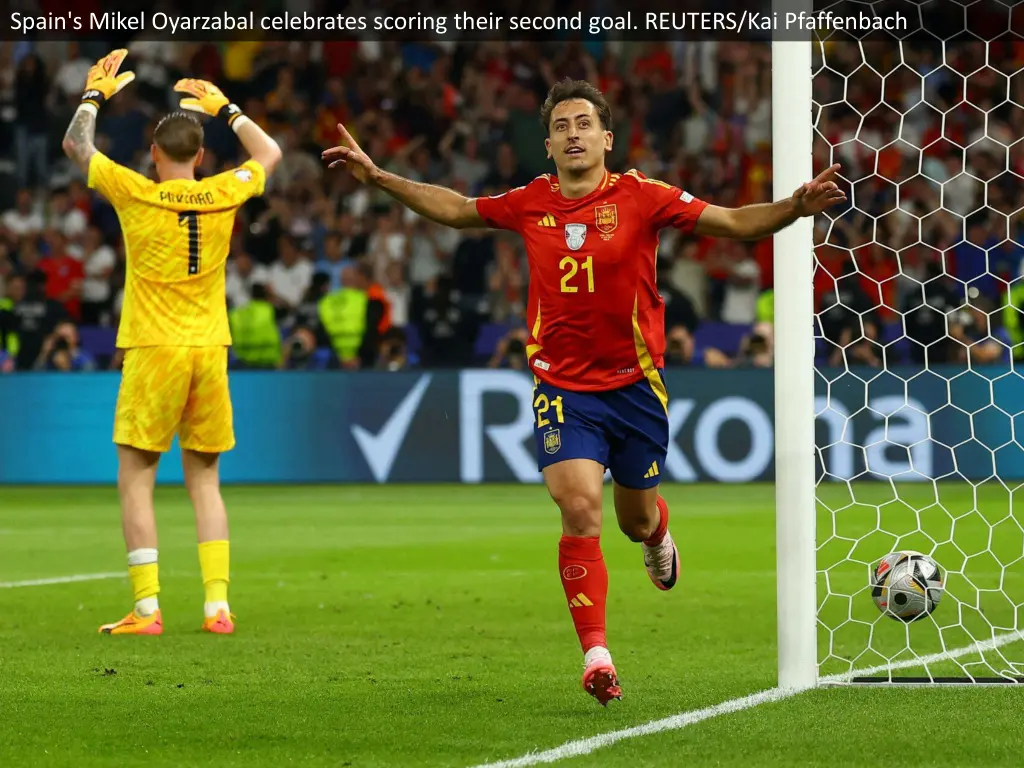 spain s mikel oyarzabal celebrates scoring their 1