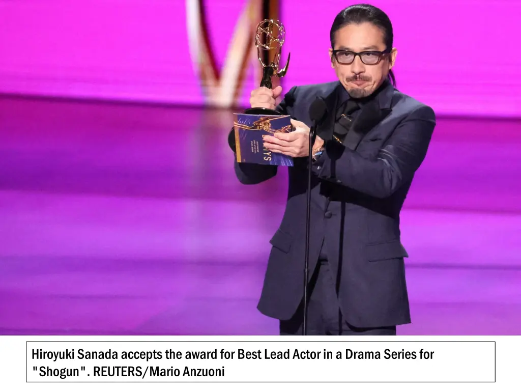 hiroyuki sanada accepts the award for best lead