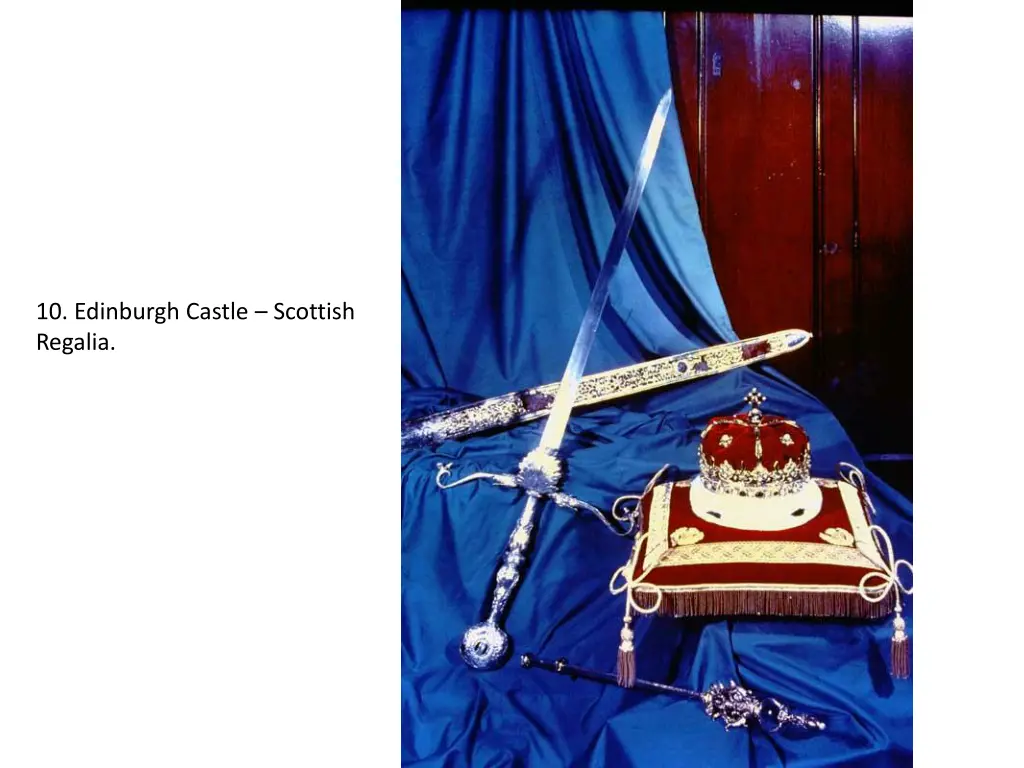 10 edinburgh castle scottish regalia