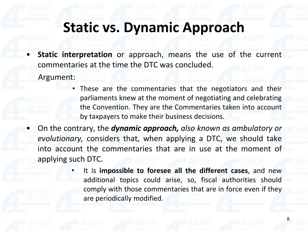 static vs dynamic approach