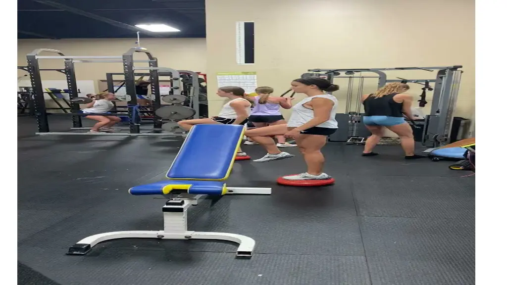 2023 cross country lifting mov