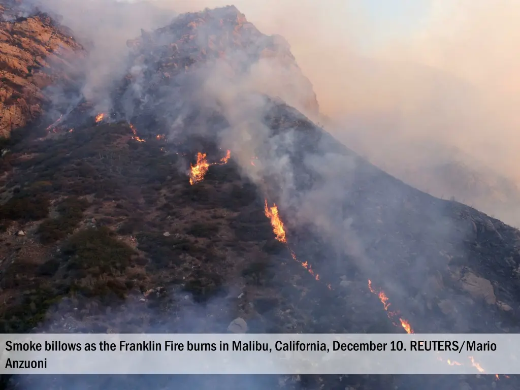 smoke billows as the franklin fire burns 2