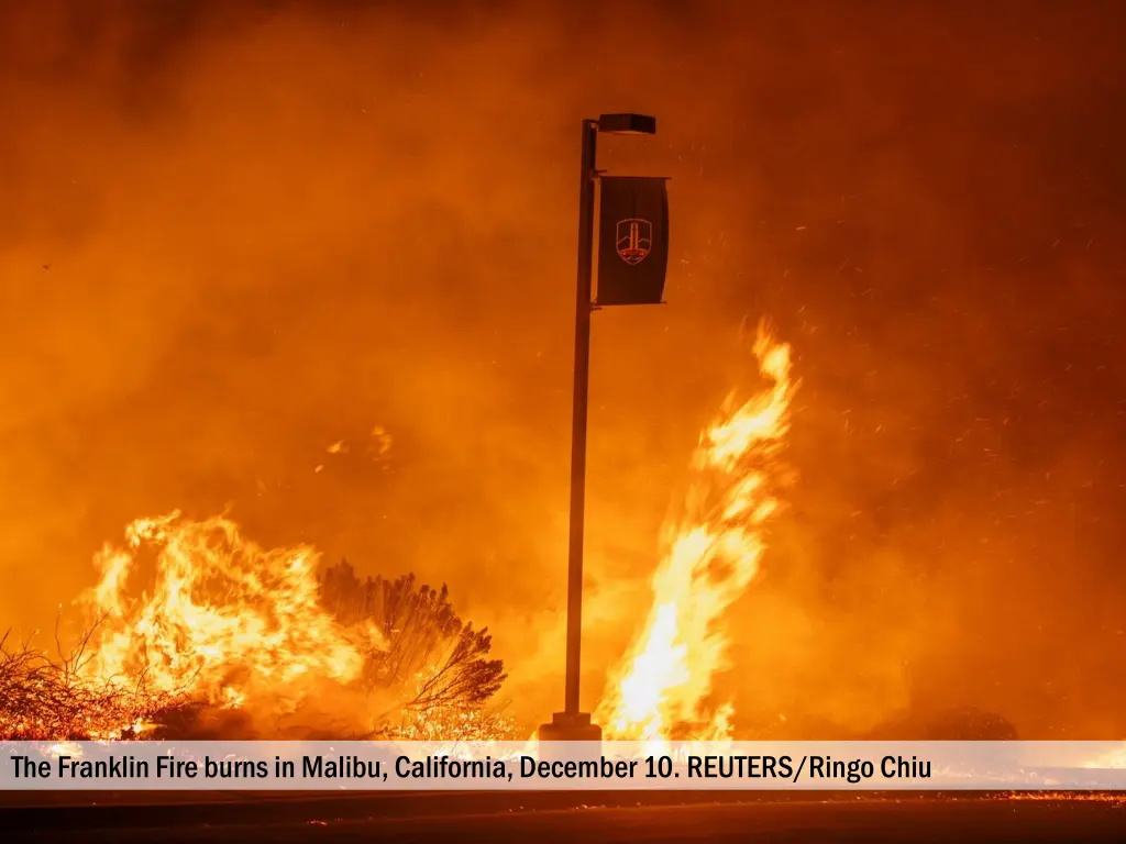 the franklin fire burns in malibu california