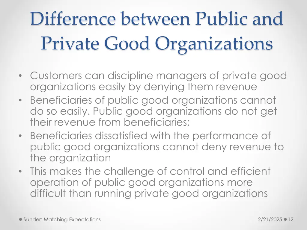 difference between public and private good