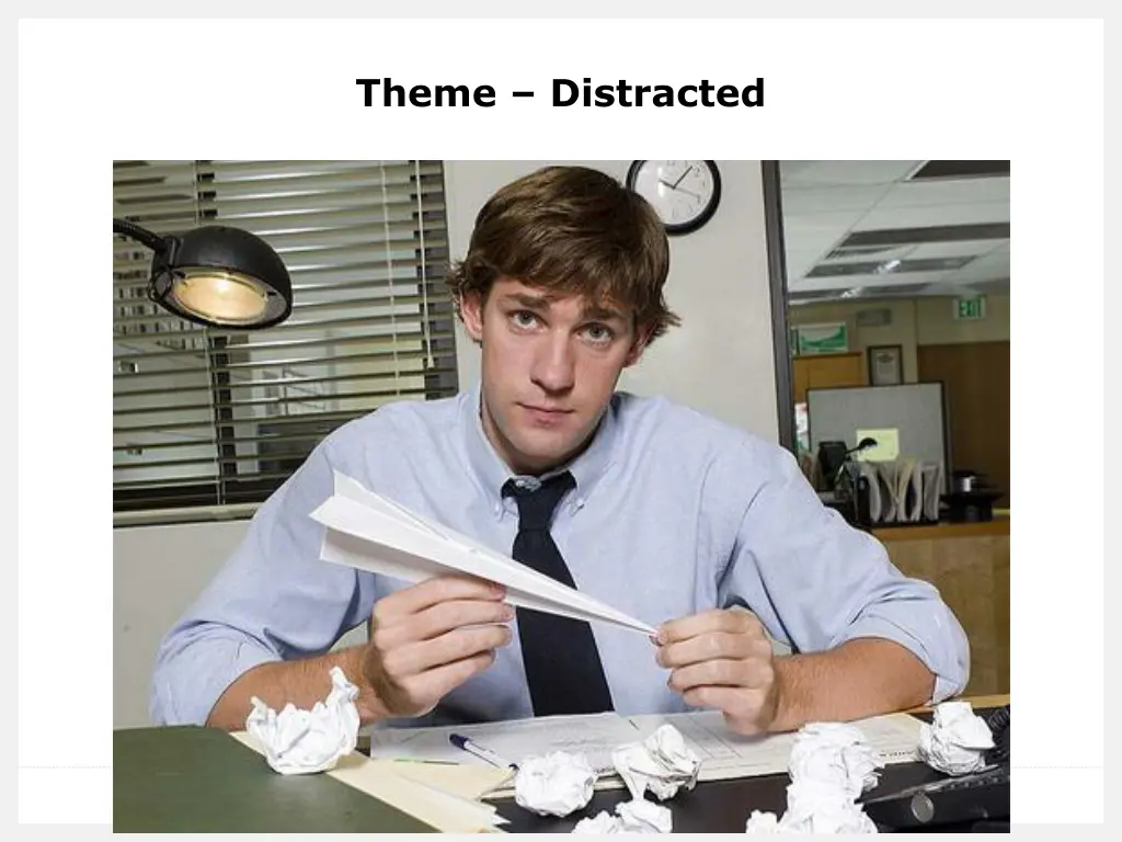 theme distracted
