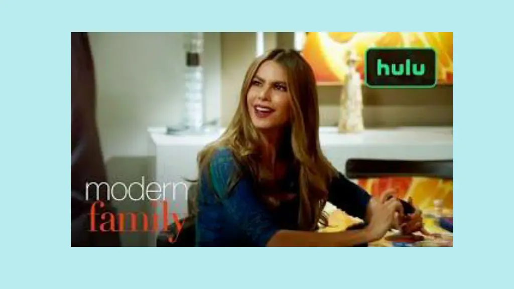 jay learns spanish for gloria modern family hulu