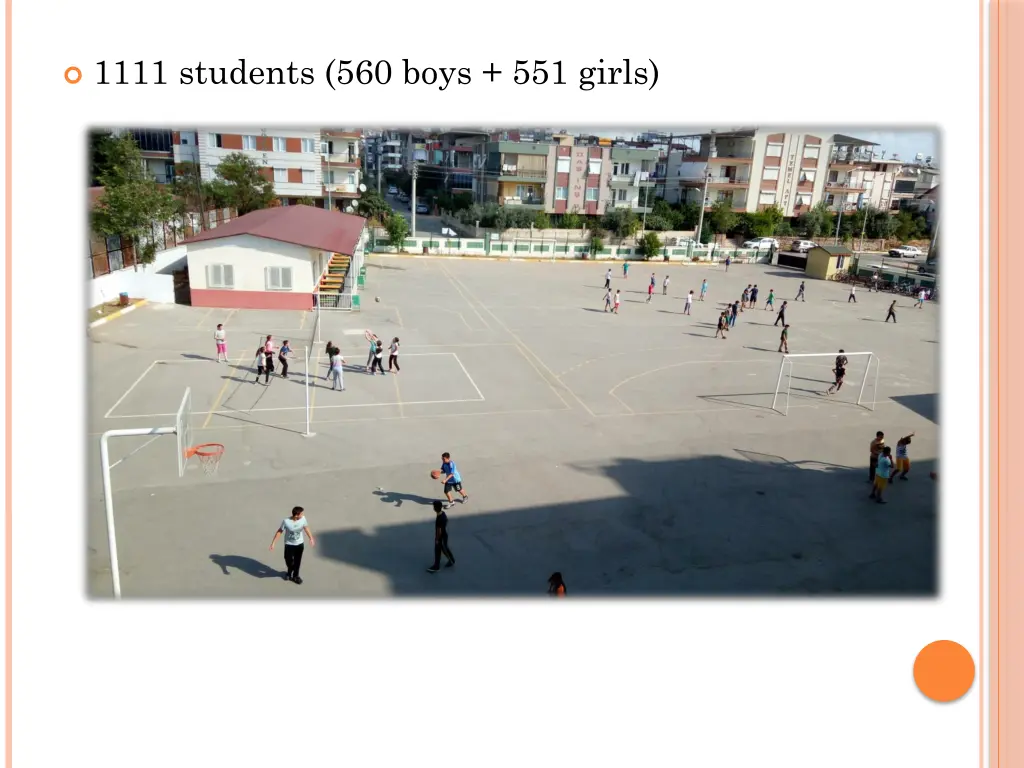 1111 students 560 boys 551 girls